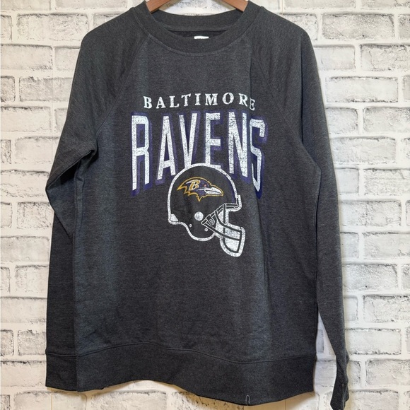NFL Other - NWT Adult NFL Baltimore Ravens gray pullover crew neck sweatshirt Medium